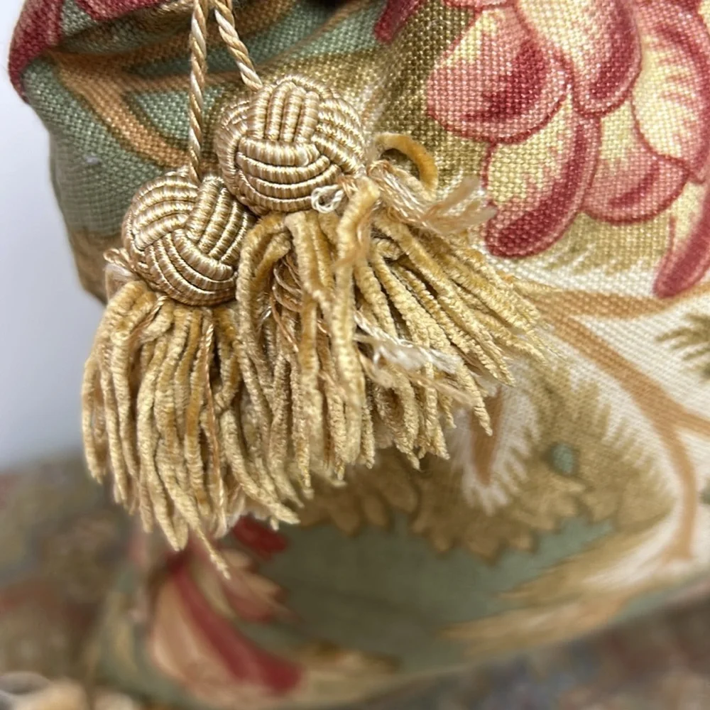 Vintage Borgata Floral Pillow Decorative Tassels Grape Vine Green‎